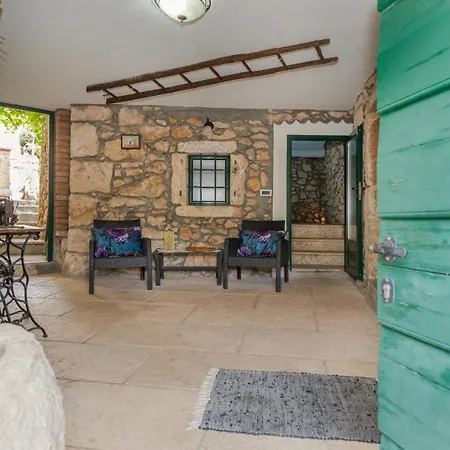 Villa Stone House Zijavica With Indoor Pool Mošćenička Draga