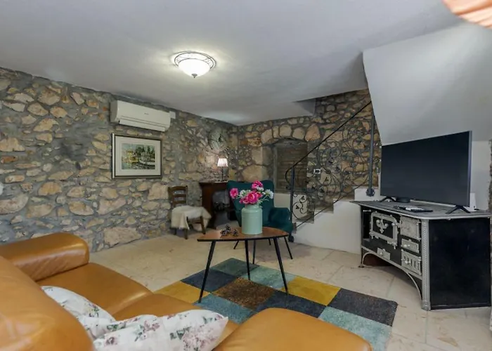 Stone House Zijavica With Indoor Pool Vila