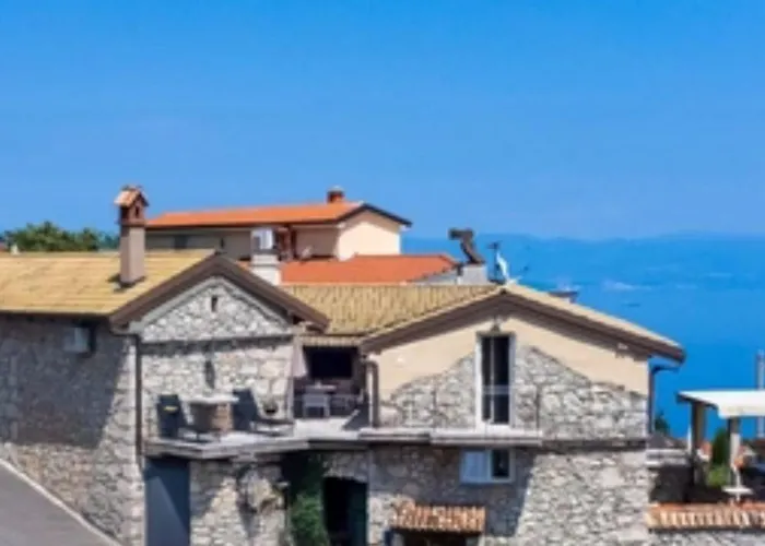 Vilă Stone House Zijavica With Indoor Pool