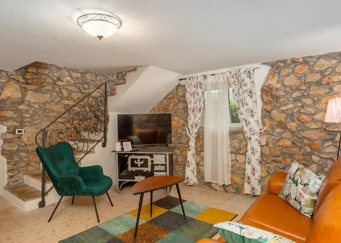 Stone House Zijavica With Indoor Pool Mošćenička Draga