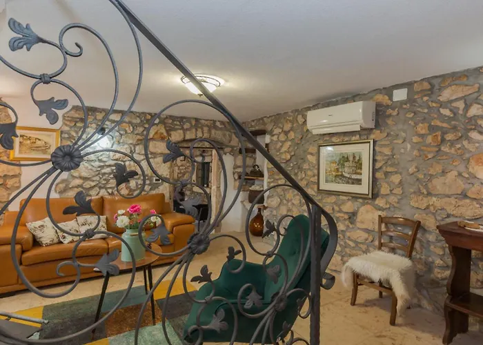 Stone House Zijavica With Indoor Pool Vilă Mošćenička Draga
